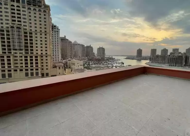 Жилой Готовая недвижимость 1 спальня С/Ж Квартира  в аренду в Аль-Садд , Доха #8850 - 1  image 